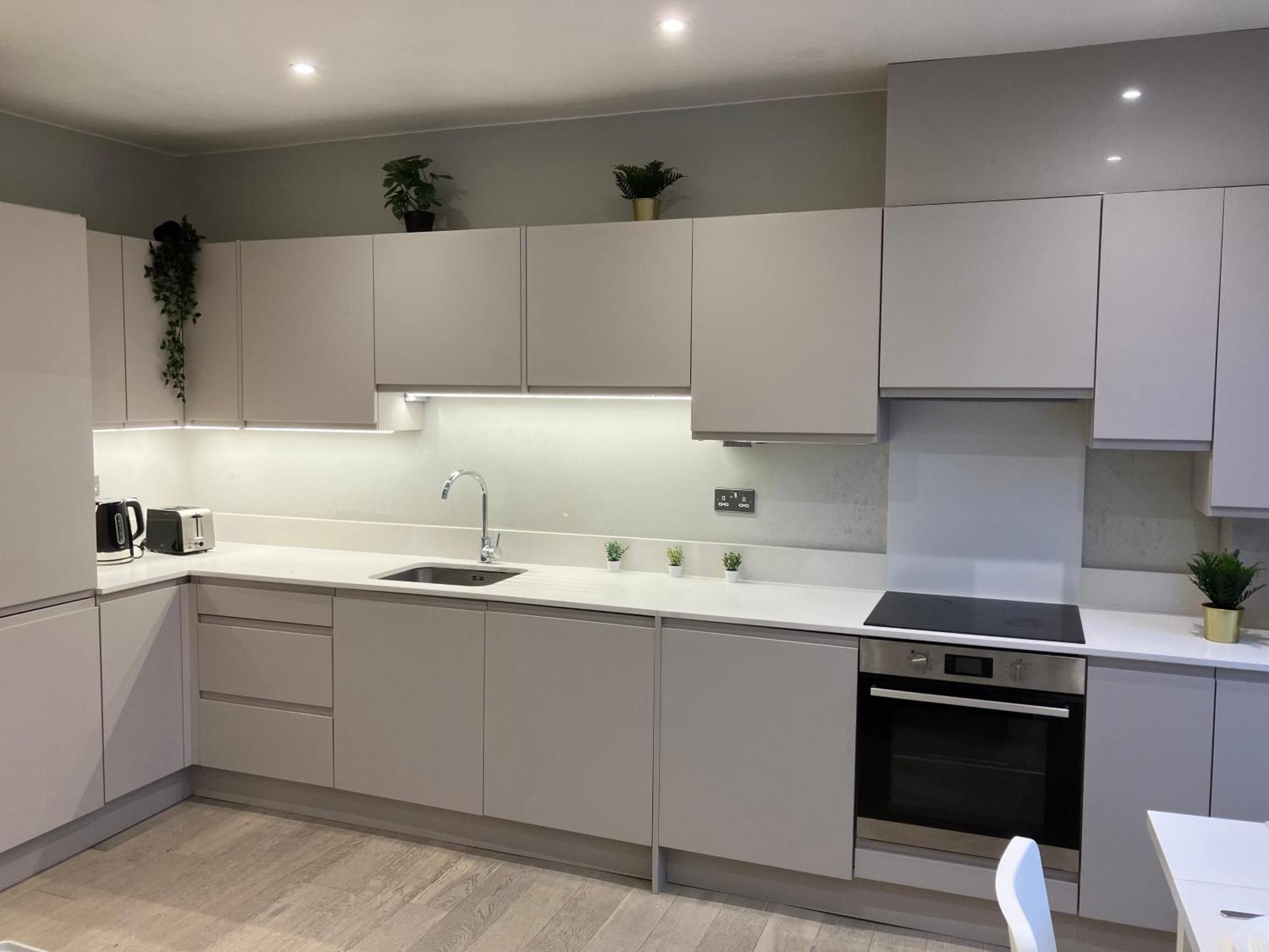 Brilliant 2 Bed Apartment - Spacious, Central & Well-Connected London Ngoại thất bức ảnh