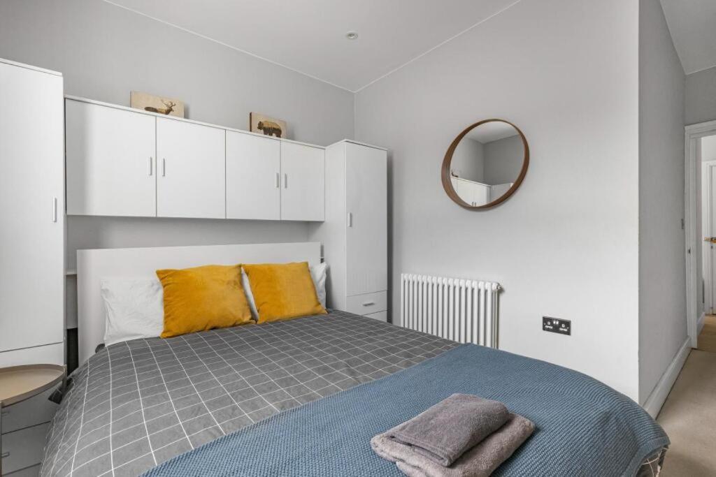 Brilliant 2 Bed Apartment - Spacious, Central & Well-Connected London Ngoại thất bức ảnh